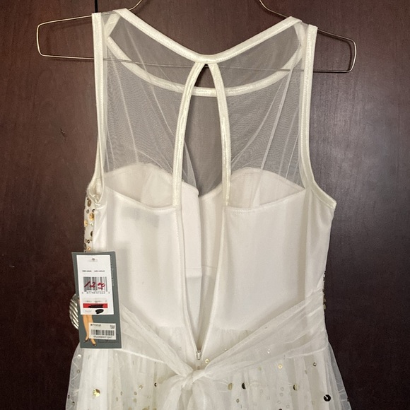 Formal dress from Macy’s size 5 NWT - Picture 3 of 9